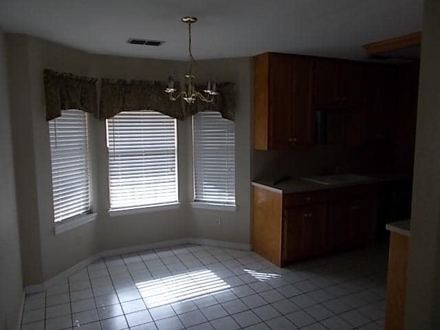Building Photo - 3950 Trinity Ln