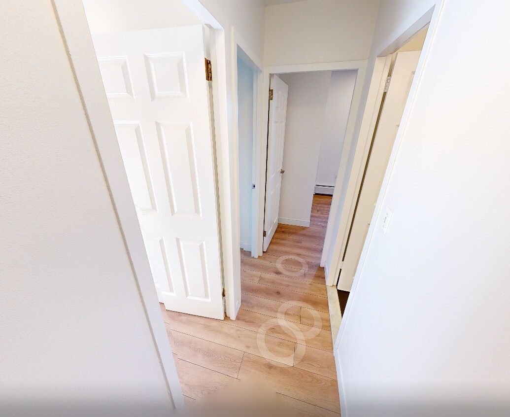 Building Photo - 63 Gordon St