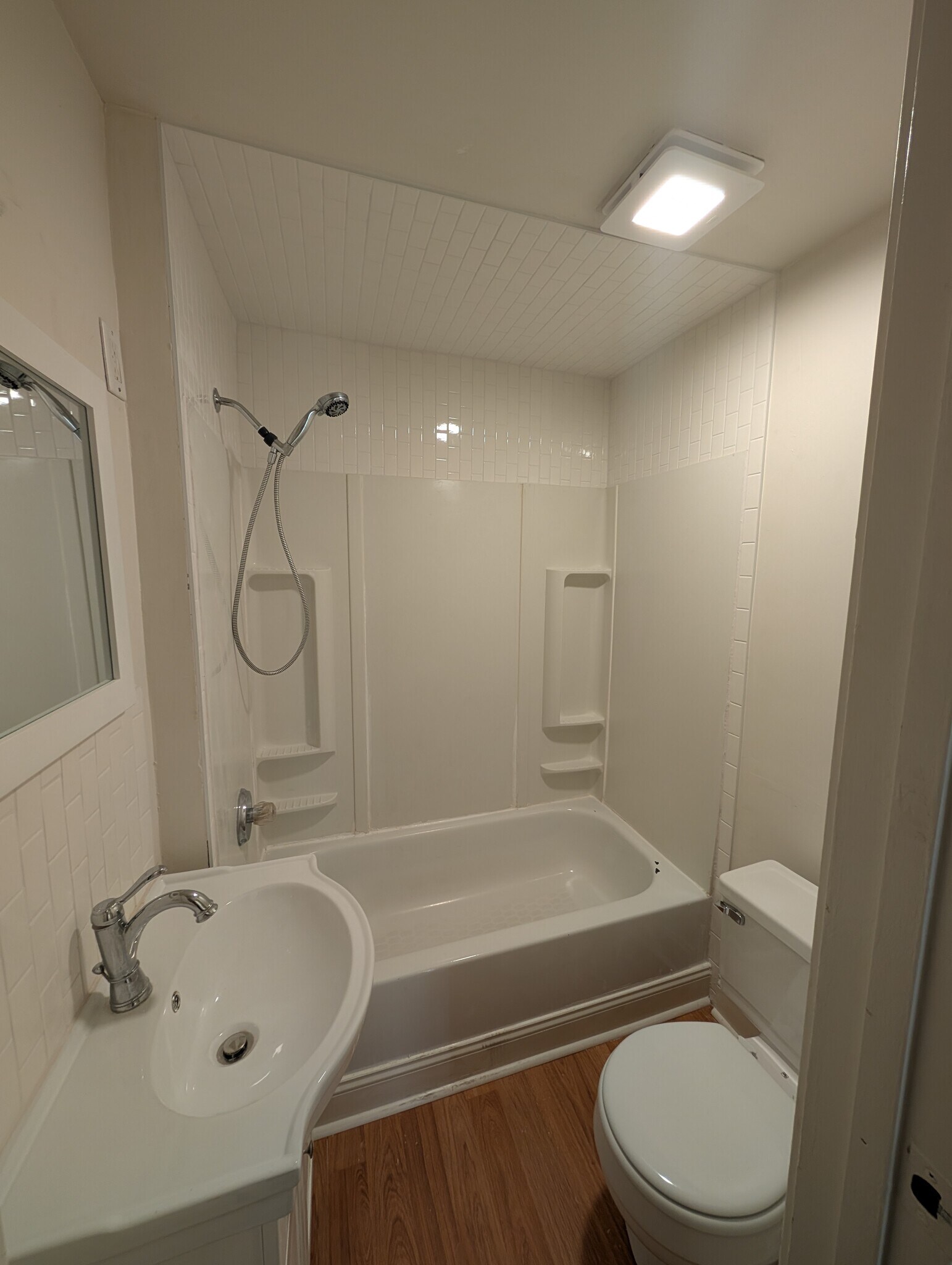 Building Photo - 14837 Keating Ave