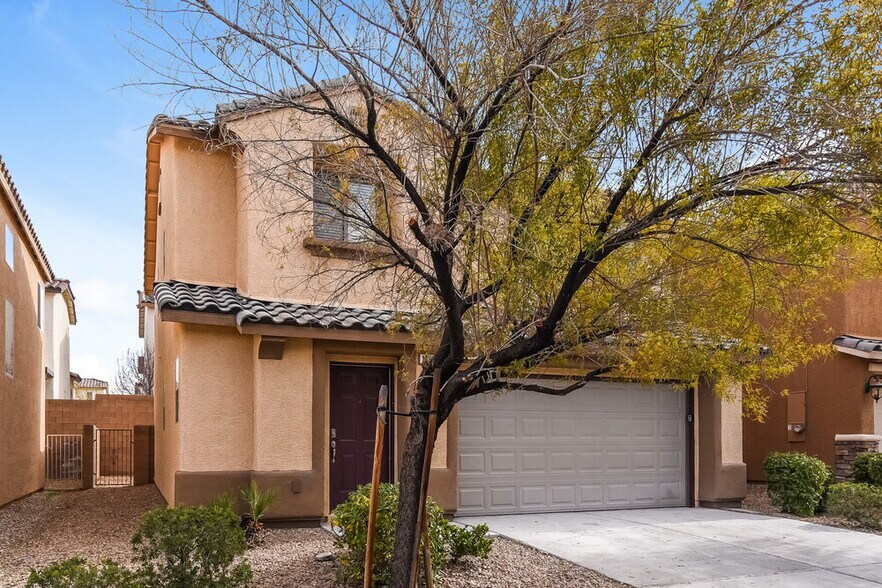 Building Photo - 10974 Florence Hills St