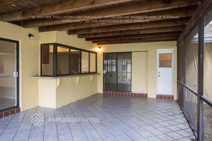 Building Photo - 9440 NW 13th St