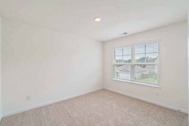 Building Photo - 116 Kaley Ln