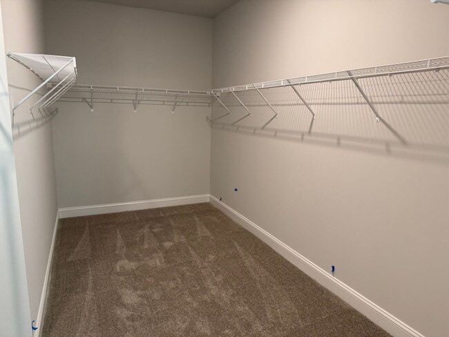 Building Photo - Brand New 4 Bedroom 3 Bathroom Single Fami...