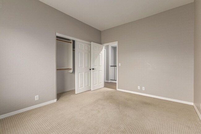 Building Photo - 7690 E San Fernando Dr