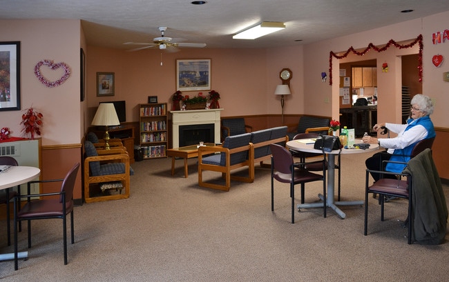 Interior Photo - Janesville Regency House