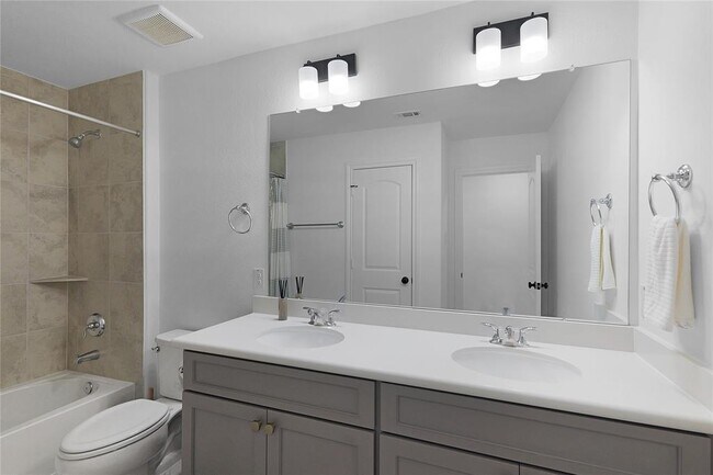 Building Photo - 4706 Oak Glen Ct