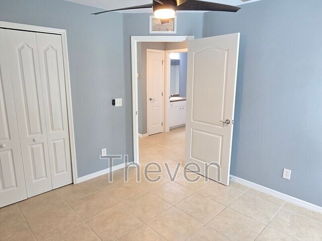 Building Photo - 2521 53rd St W