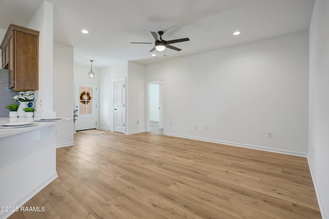 Building Photo - 209 Tatum Ln