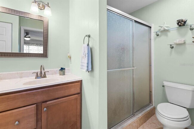 Building Photo - 1415 Langley Dr