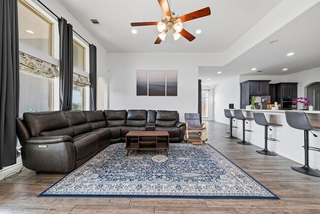 Building Photo - 504 Montalcino Ln