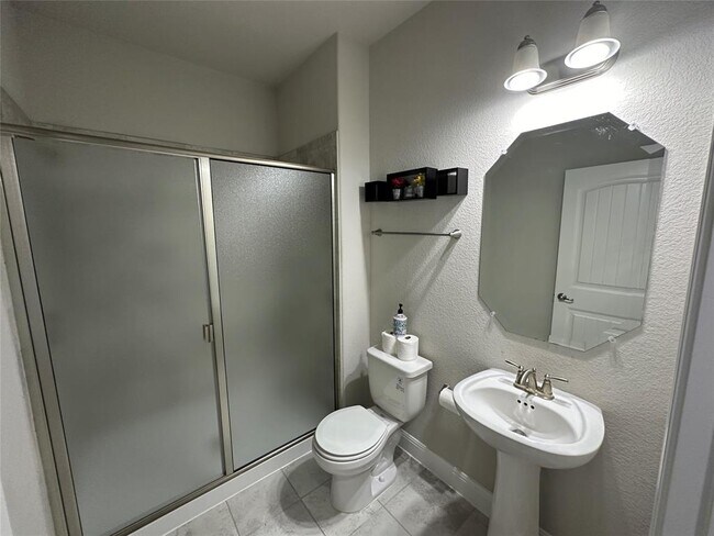 Building Photo - 4213 Valley Oaks Dr