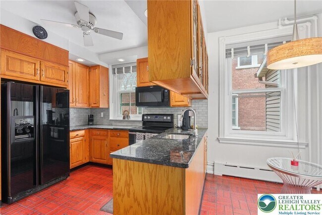 Building Photo - 1505-1509 Hamilton Street Unit Unit 2