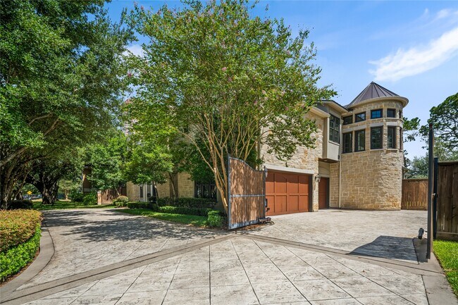 Building Photo - 5307 Huckleberry Ln