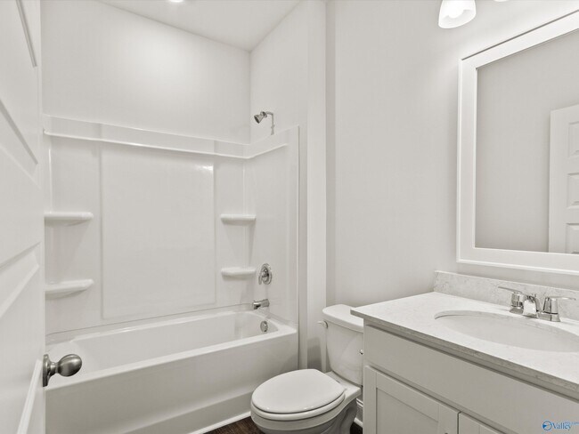 Building Photo - 124 Duskwood Dr