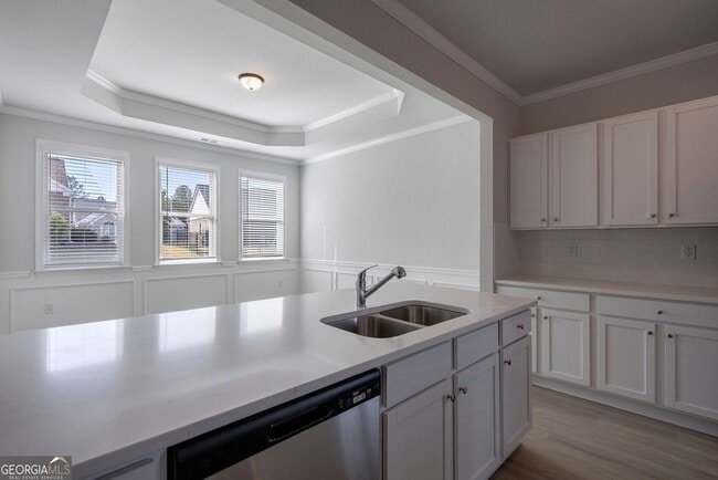 Building Photo - 931 Park Pl St