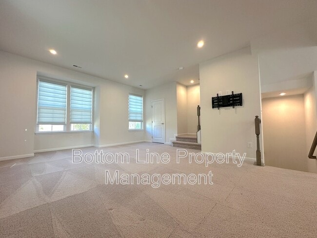 Building Photo - 1332 Ashbury St