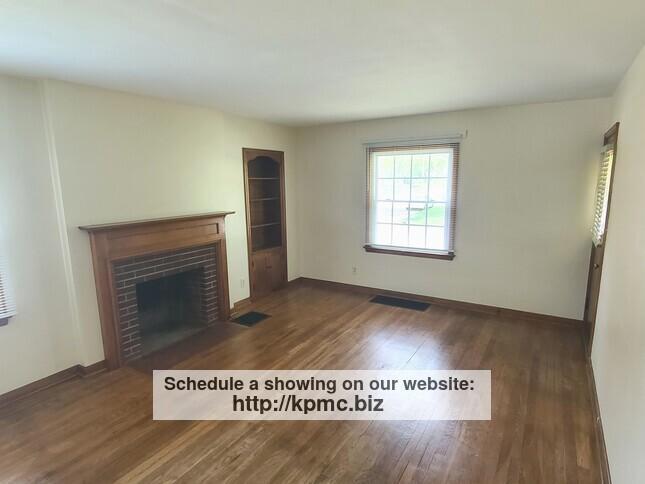 Building Photo - 2937 Oaklawn St