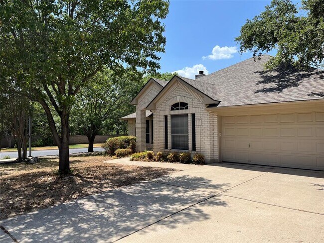 Building Photo - 3948 Artesia Bend