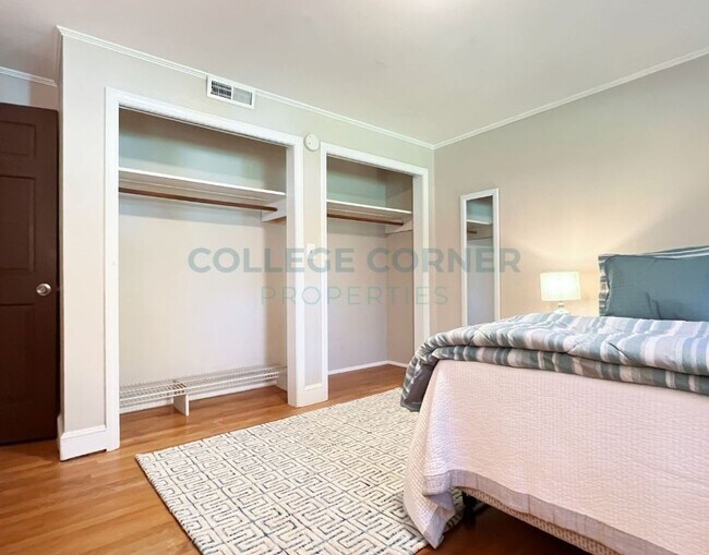 Building Photo - 146 Rosedale Cir