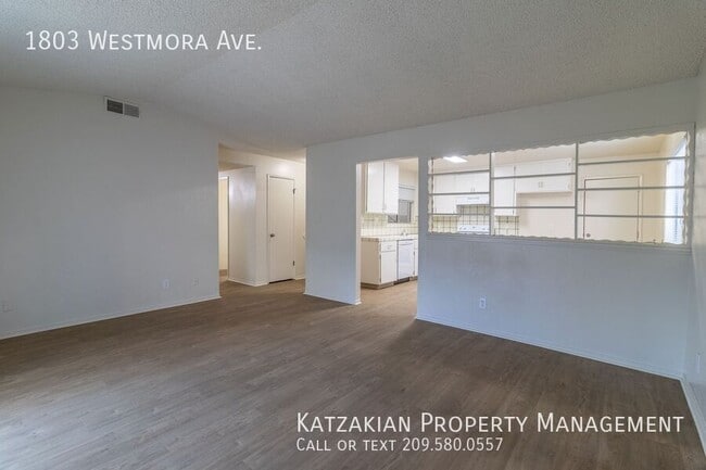 Building Photo - 1803 Westmora Ave