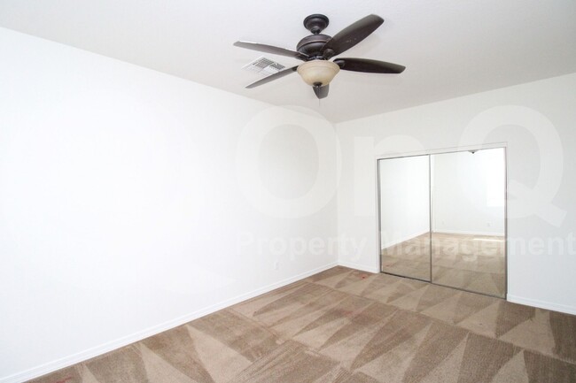 Building Photo - 3929 E Tonto Pl