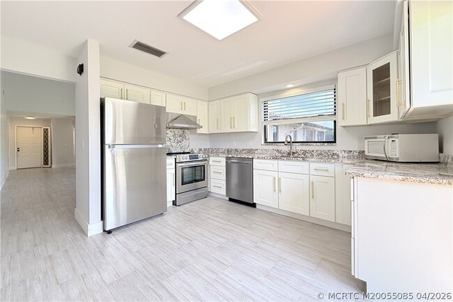 Building Photo - 3505 SW Quail Meadow Trail