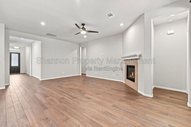 Building Photo - 7602 Mesquite Hill Ln