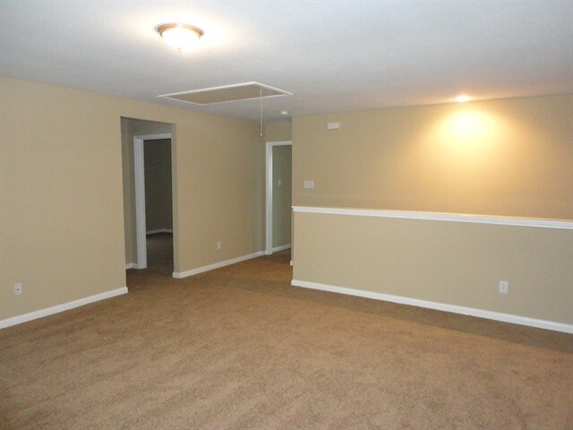 Building Photo - 18107 Quiet Ridge Ln