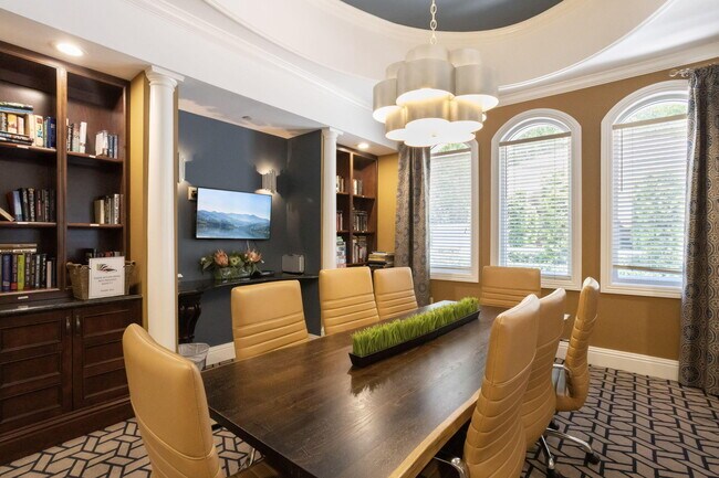 Building Photo - 3115 Tuscany Way