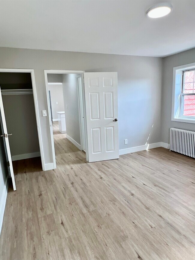 Building Photo - 7112 JFK Blvd E