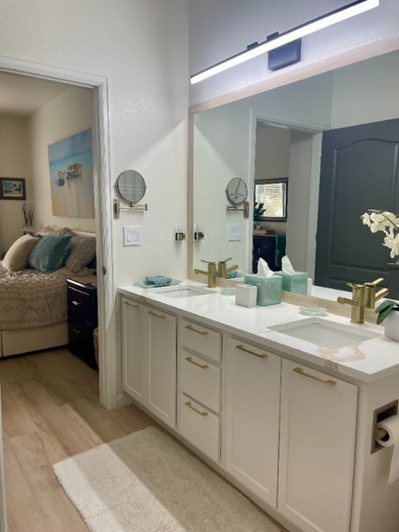 Building Photo - 4785 Hahns Peak Dr