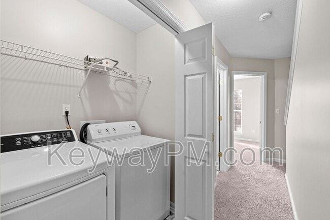 Building Photo - 2110 Buckhaven Dr