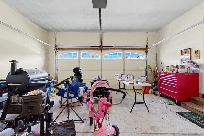 Building Photo - 432 Rose Garden Ln