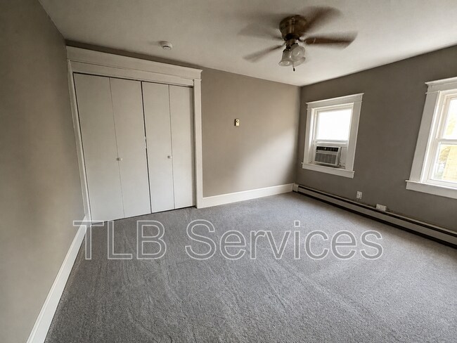 Building Photo - 510 S State St