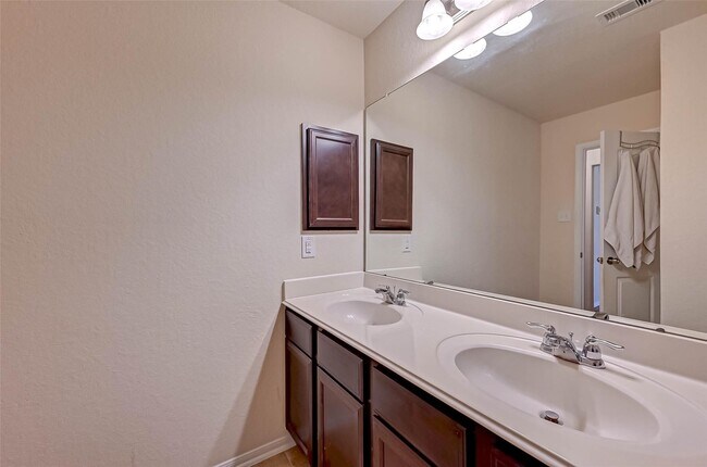 Building Photo - 3306 Coopers Ridge Way