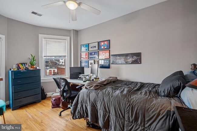 Building Photo - 1373 Quincy St NW