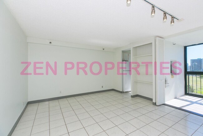 Building Photo - a 2 bdrm, 2 bath unit with 2 prkg at Fairway House for rent