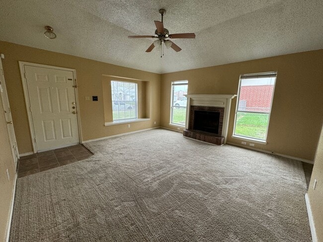 Building Photo - 3-Bedroom House for Rent in Killeen