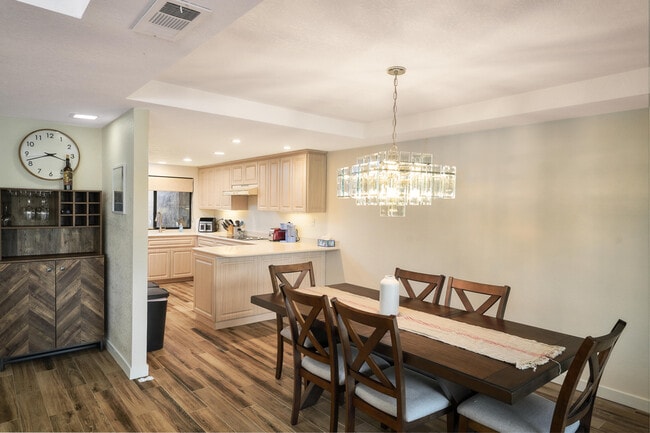 Building Photo - 84 Presidio Pl