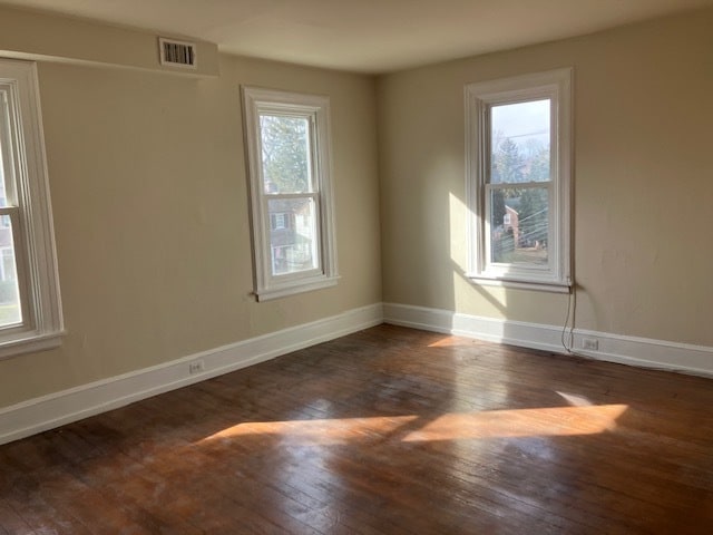 Living Room - 1511 Spring Ave