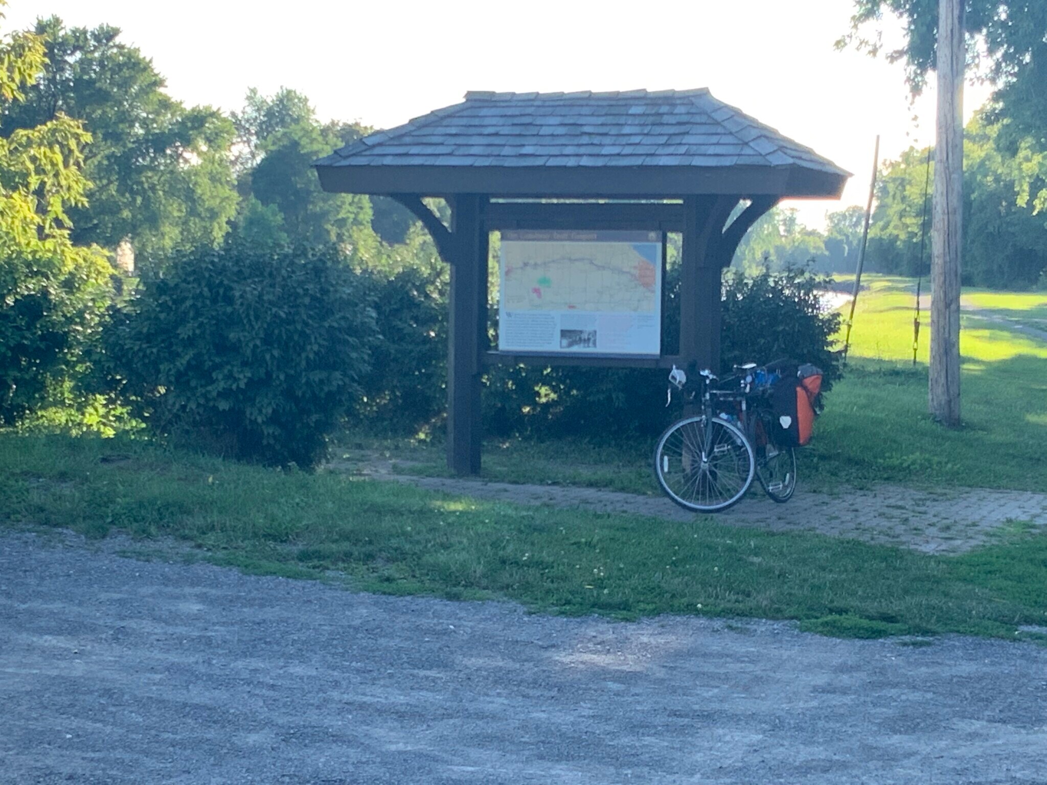 Building Photo - 4444 Main St