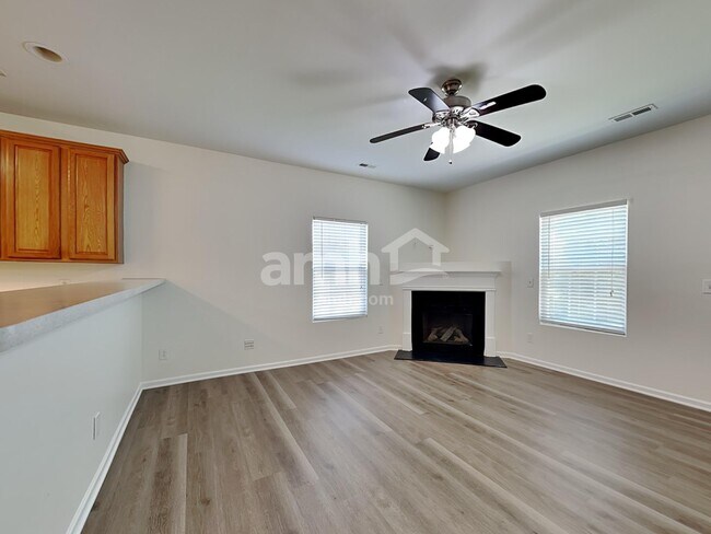Building Photo - 5316 Silverbrook Dr