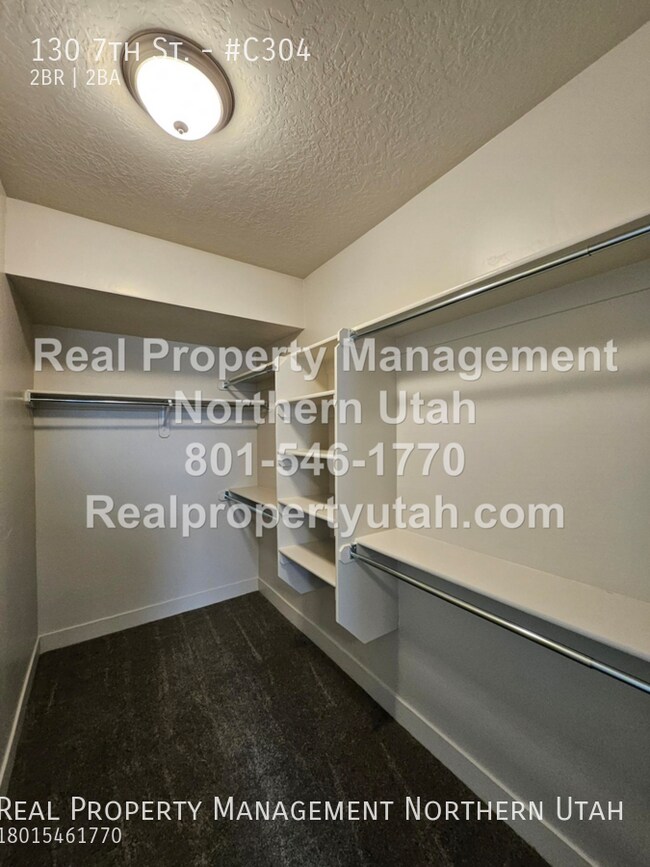 Building Photo - 130 7th St