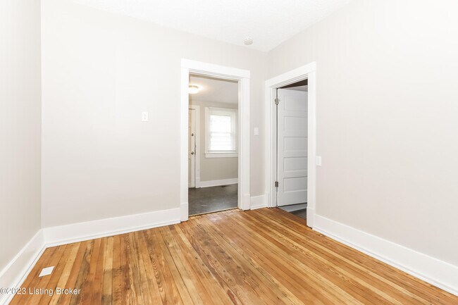 Building Photo - 243 S 43rd St