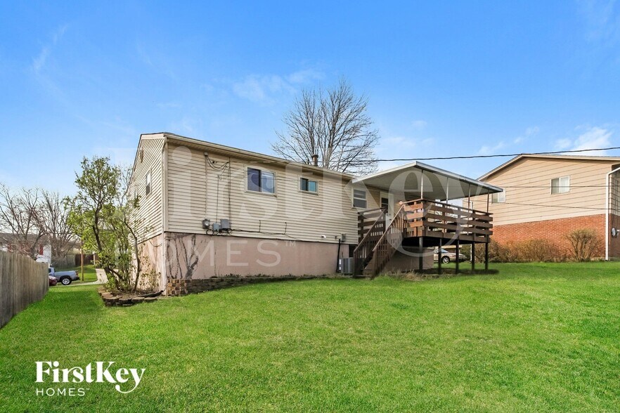 Building Photo - 811 Baker Ct