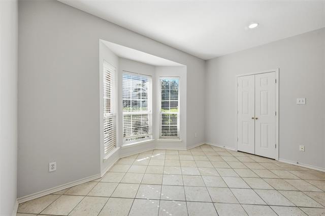 Building Photo - 1321 Kenshire Ct