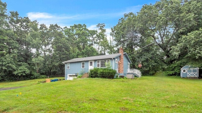 Building Photo - 73 Summit Dr