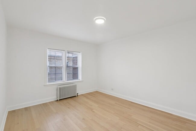 Building Photo - 2602 Bennett Ave