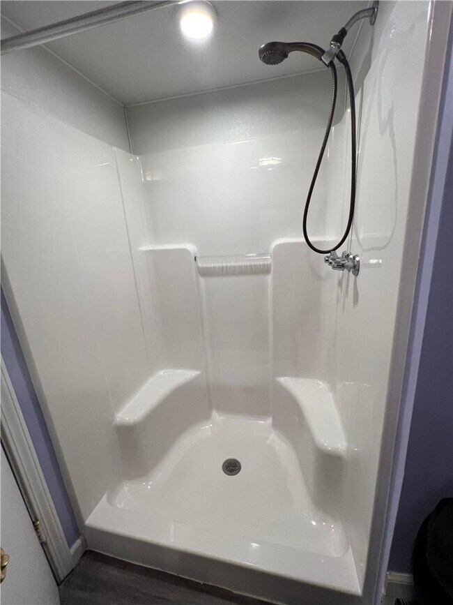 Building Photo - 10 Brig Dean Rd