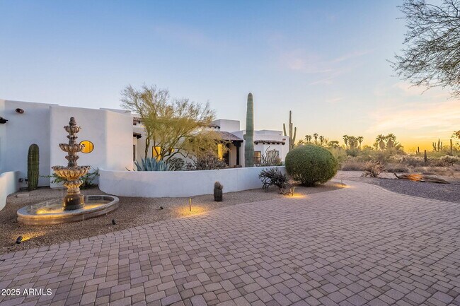 Building Photo - 7845 E Dynamite Blvd
